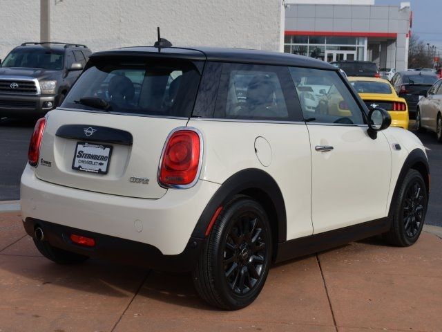 Photo 5 VIN: WMWXP5C54K2H29916 - MINI COOPER 