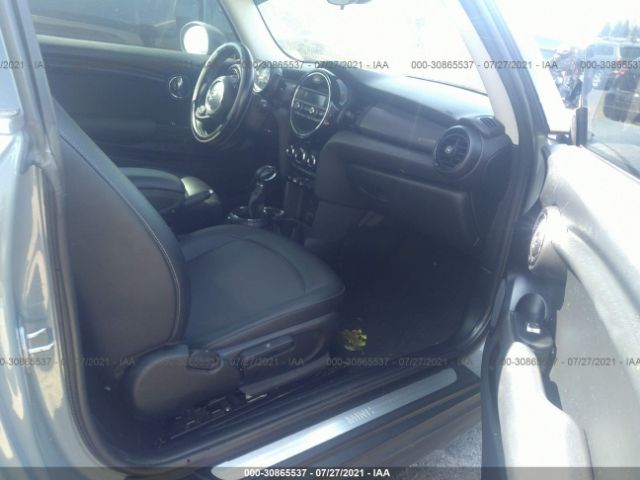 Photo 4 VIN: WMWXP5C55G3B14373 - MINI COOPER HARDTOP 