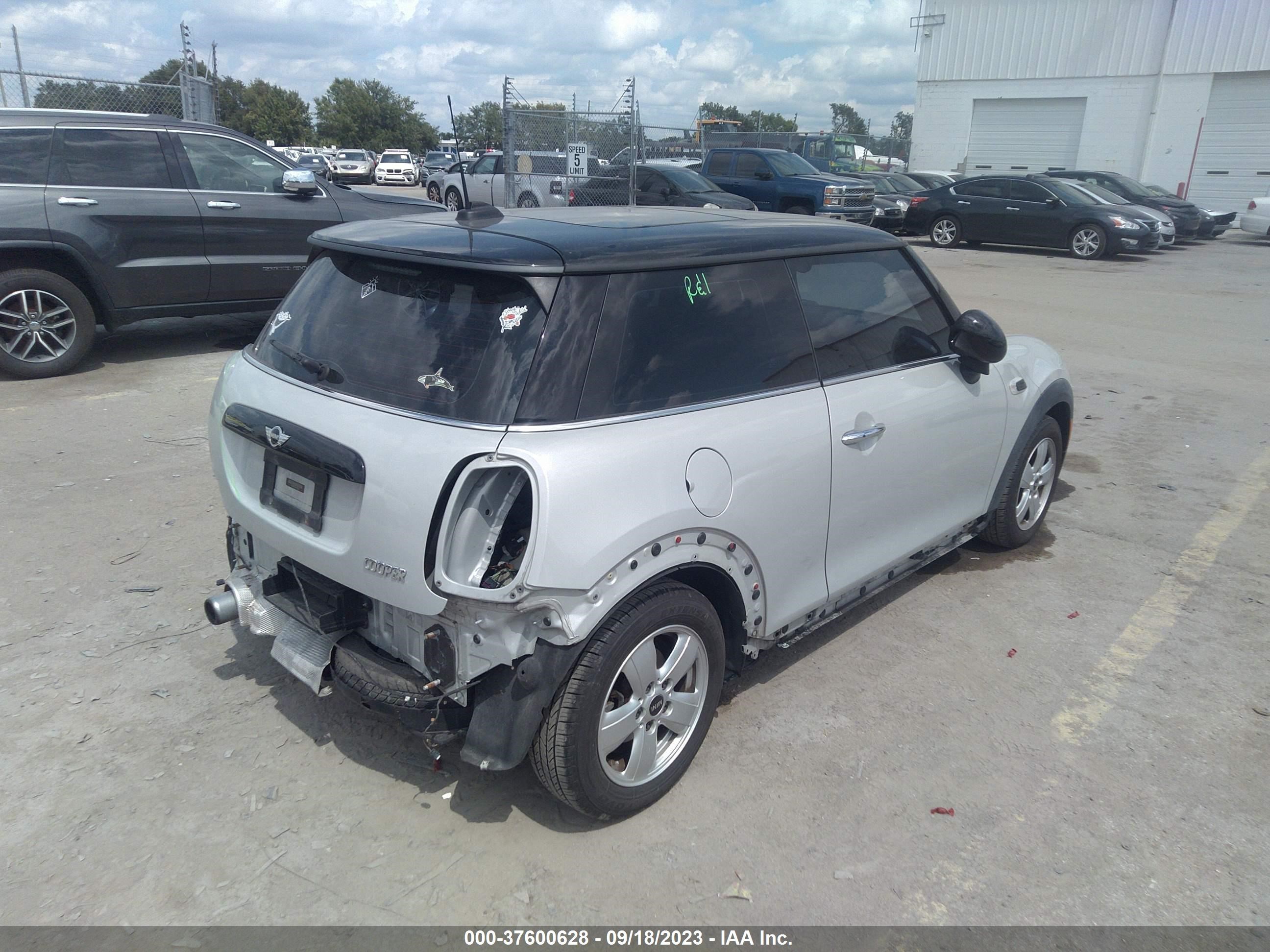 Photo 3 VIN: WMWXP5C55H3C63965 - MINI HARD TOP 