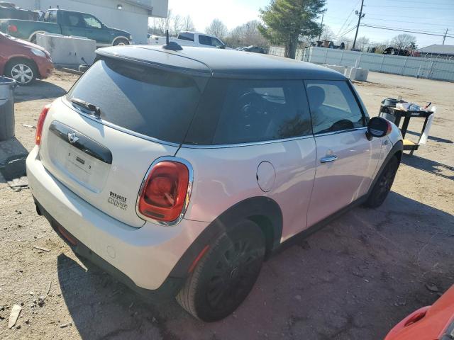 Photo 2 VIN: WMWXP5C56G2D14457 - MINI COOPER 