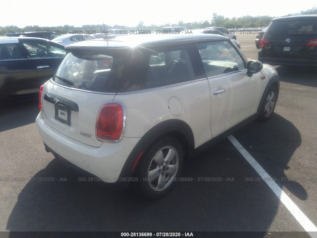 Photo 3 VIN: WMWXP5C56G2D15317 - MINI COOPER HARDTOP 