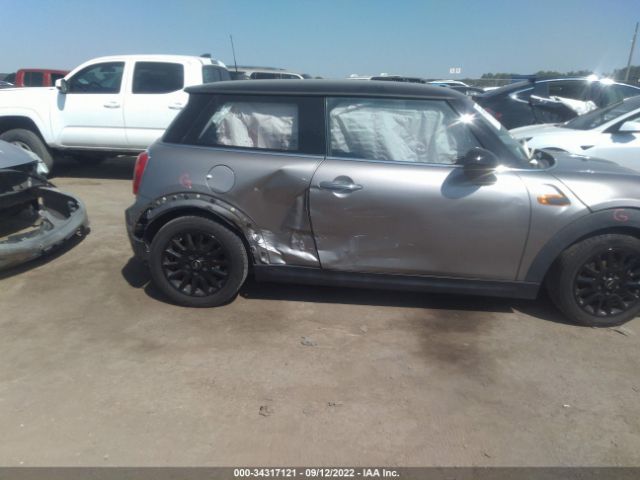 Photo 5 VIN: WMWXP5C56G2D15849 - MINI COOPER HARDTOP 