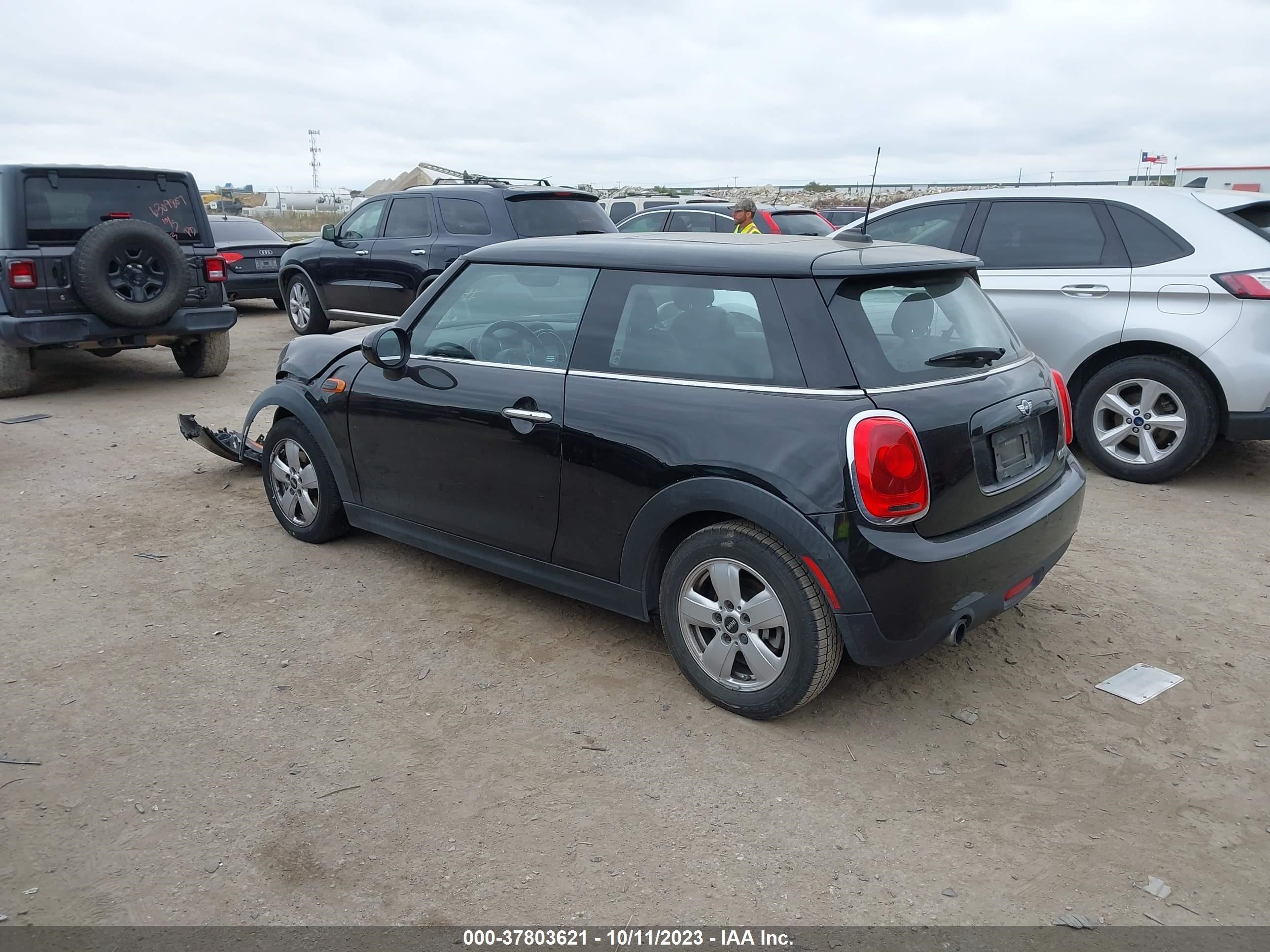 Photo 2 VIN: WMWXP5C56H2D16386 - MINI HARD TOP 