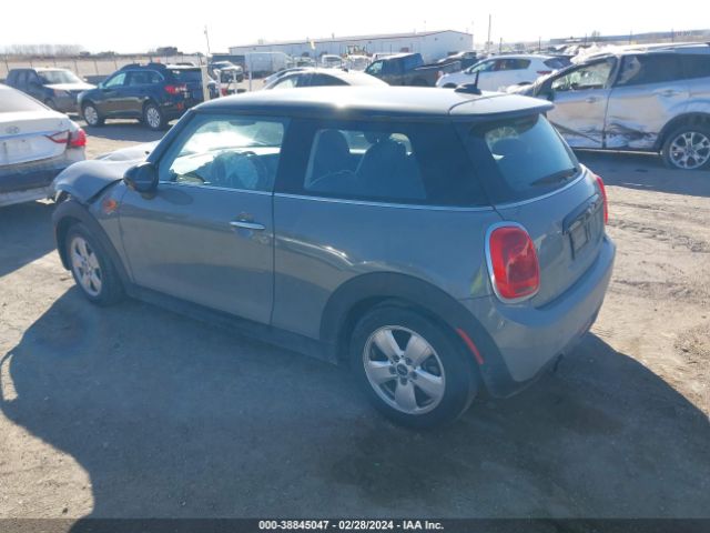 Photo 2 VIN: WMWXP5C57G2D13866 - MINI HARDTOP 