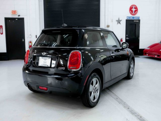 Photo 6 VIN: WMWXP5C57G3B14990 - MINI COOPER HARDTOP 