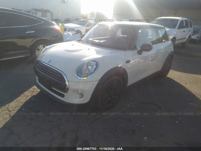 Photo 1 VIN: WMWXP5C57GT739564 - MINI COOPER HARDTOP 