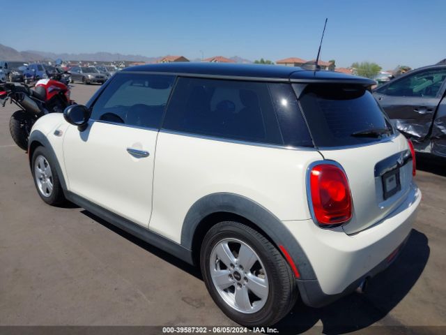 Photo 2 VIN: WMWXP5C57H2D15974 - MINI HARDTOP 