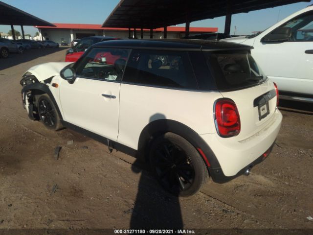 Photo 2 VIN: WMWXP5C57K2H97899 - MINI HARDTOP 2 DOOR 