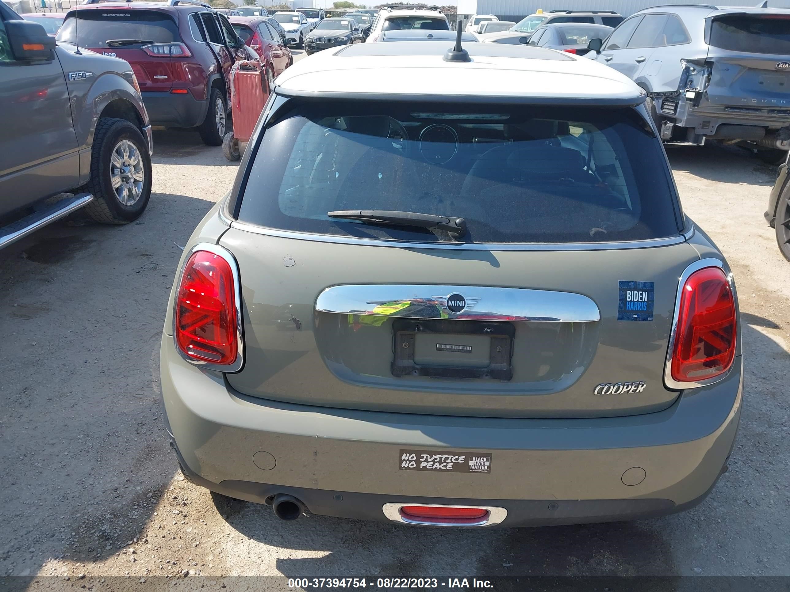 Photo 14 VIN: WMWXP5C57K2H97921 - MINI HARD TOP 