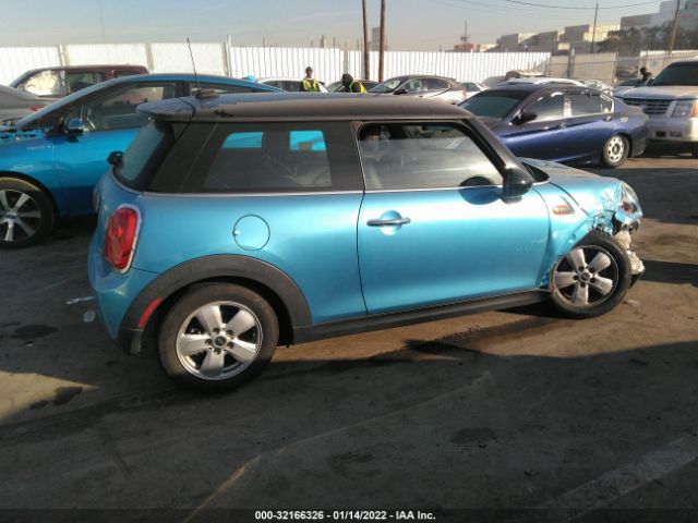 Photo 3 VIN: WMWXP5C58GT739430 - MINI COOPER HARDTOP 