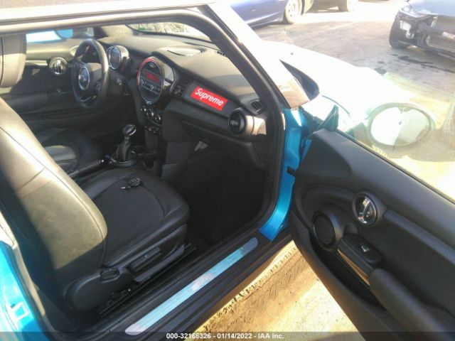 Photo 4 VIN: WMWXP5C58GT739430 - MINI COOPER HARDTOP 