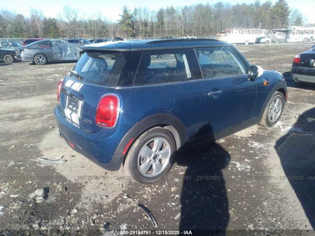 Photo 3 VIN: WMWXP5C58H2D71132 - MINI COOPER 