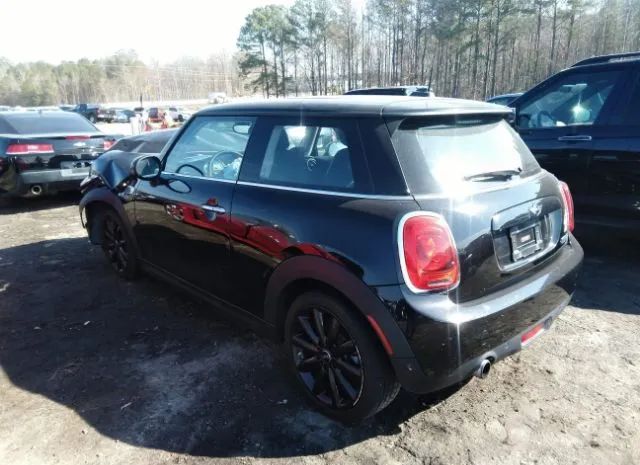 Photo 2 VIN: WMWXP5C5XG3B77324 - MINI COOPER HARDTOP 