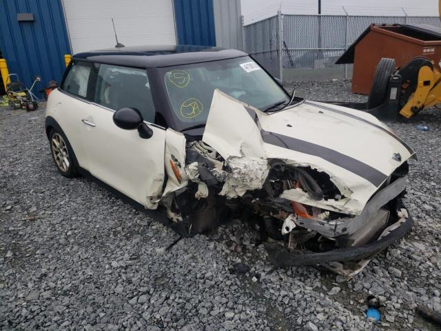 Photo 8 VIN: WMWXP5C5XGT739722 - MINI COOPER 