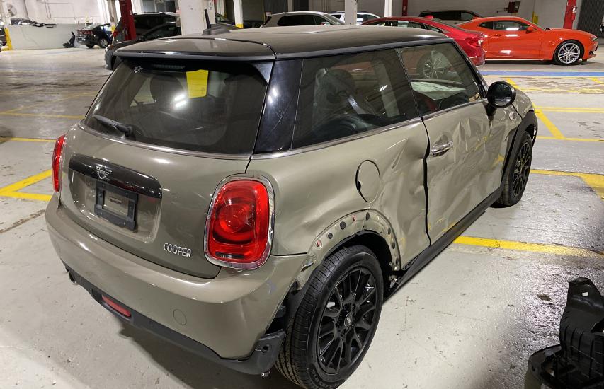 Photo 3 VIN: WMWXP5C5XK2H29970 - MINI COOPER 