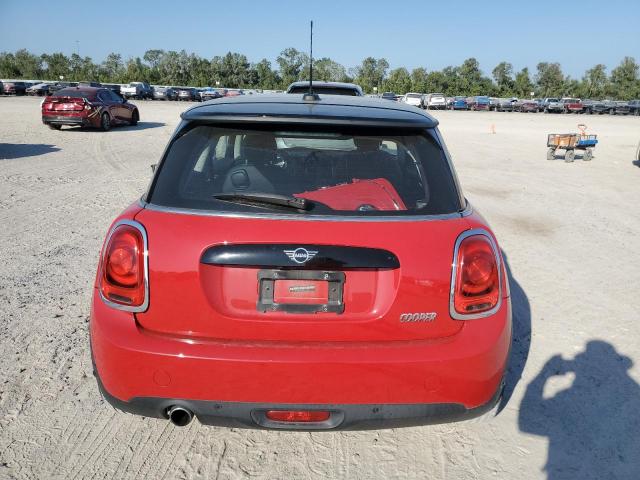 Photo 5 VIN: WMWXP5C5XK2H32061 - MINI COOPER 