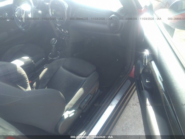 Photo 4 VIN: WMWXP7C30H2A46629 - MINI HARDTOP 2 DOOR 