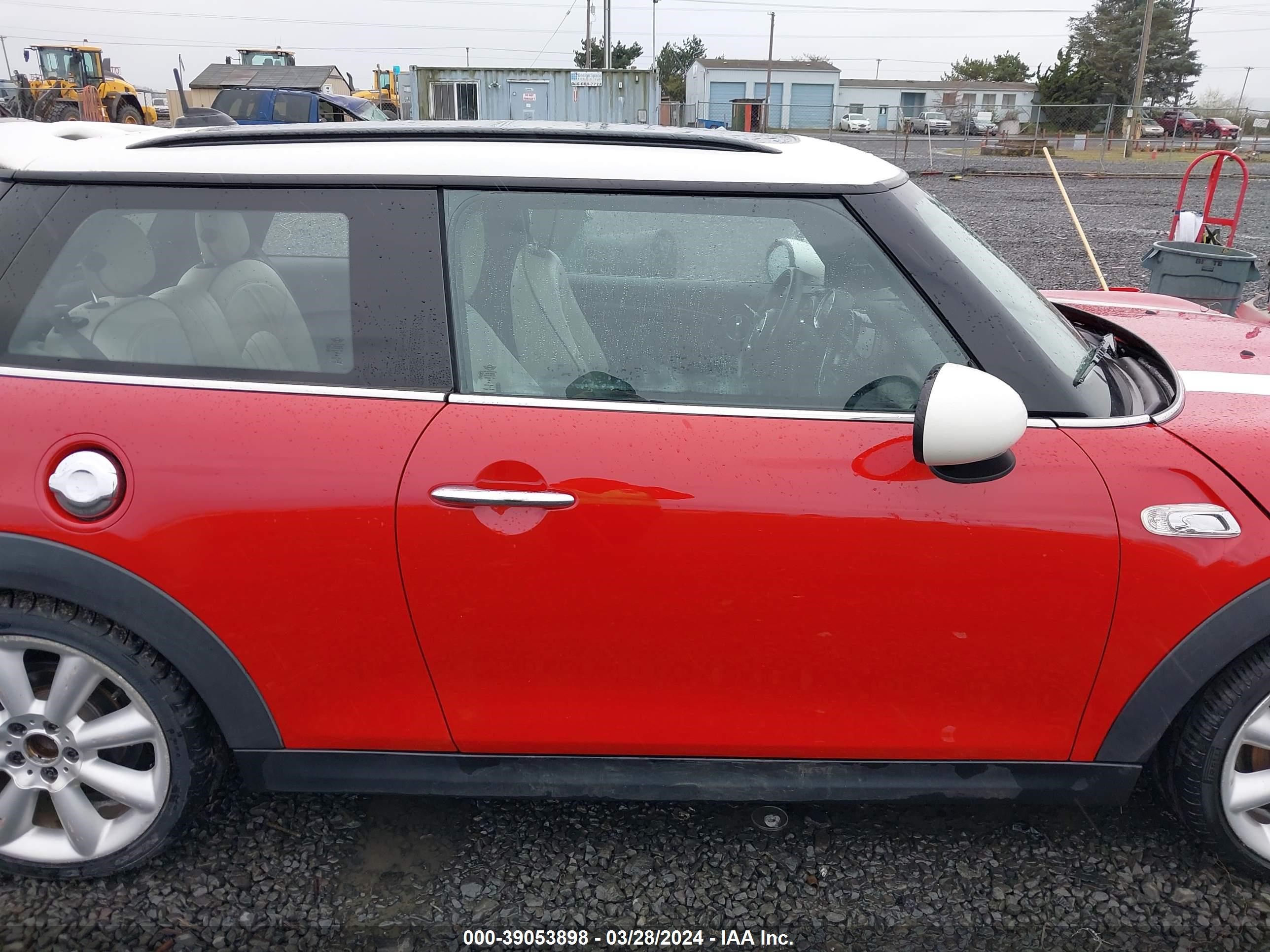 Photo 12 VIN: WMWXP7C50F2A58729 - MINI HARD TOP 