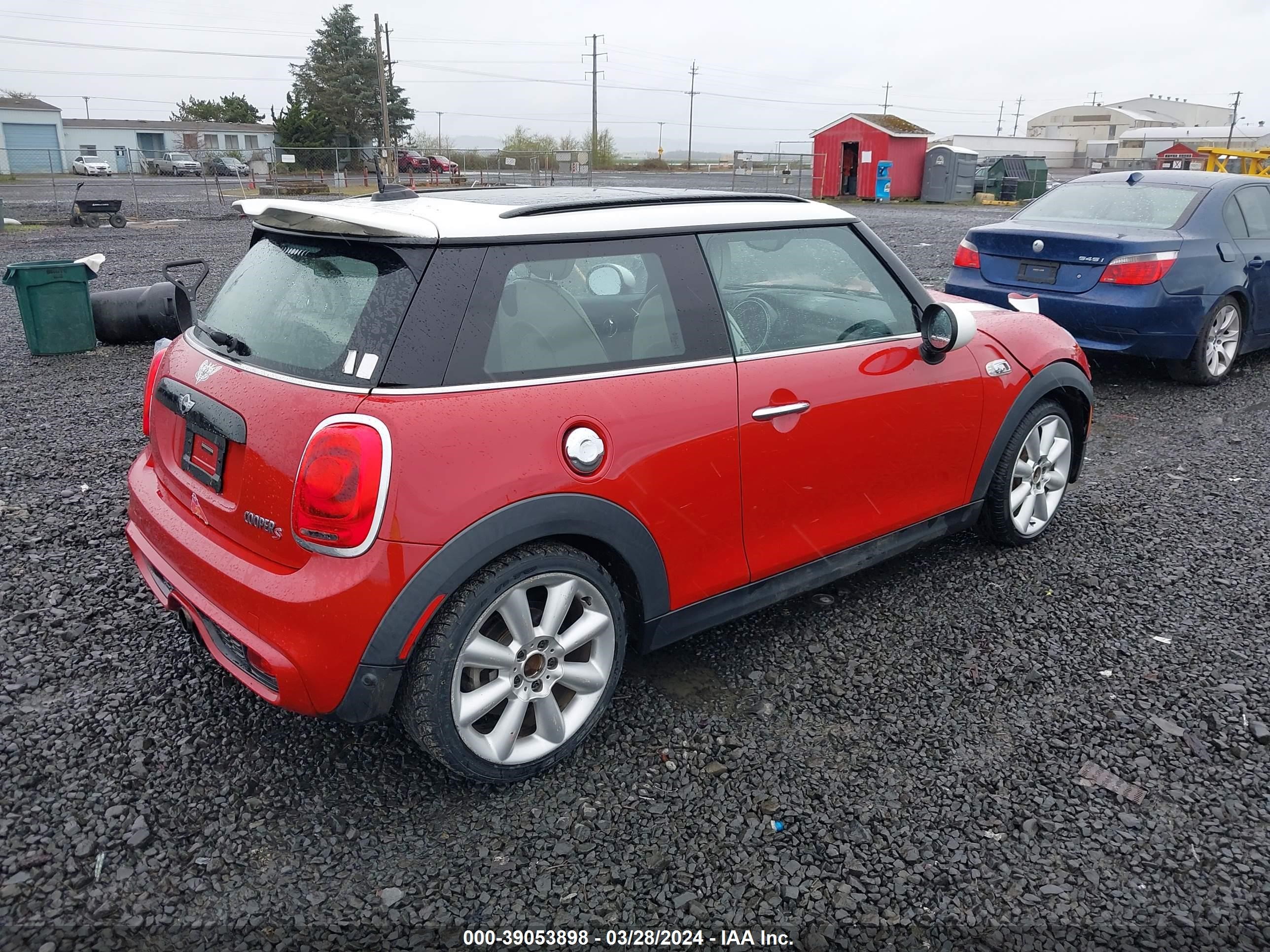 Photo 3 VIN: WMWXP7C50F2A58729 - MINI HARD TOP 