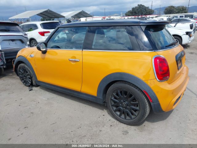 Photo 2 VIN: WMWXP7C50FT740517 - MINI HARDTOP 