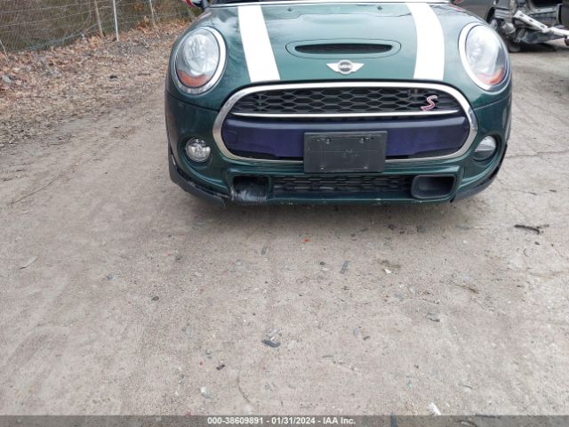 Photo 5 VIN: WMWXP7C51F2A40370 - MINI COOPER 