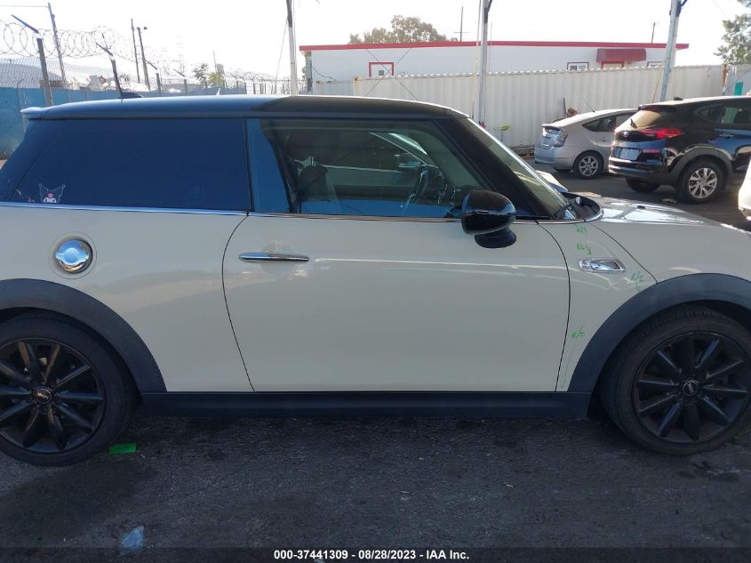 Photo 12 VIN: WMWXP7C51G3B33207 - MINI COOPER 