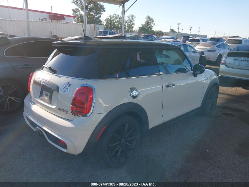 Photo 3 VIN: WMWXP7C51G3B33207 - MINI COOPER 