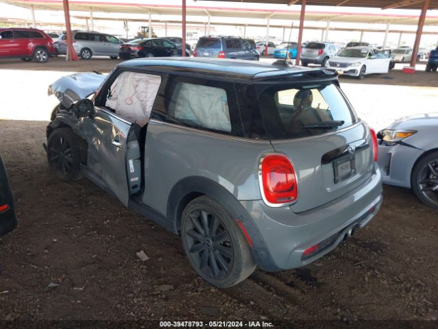 Photo 2 VIN: WMWXP7C51G3B33966 - MINI COOPER 