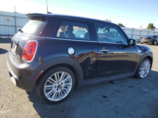 Photo 2 VIN: WMWXP7C52K2A52666 - MINI COOPER 