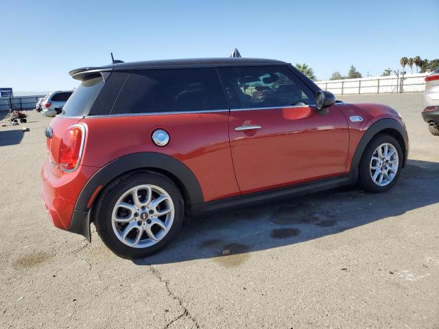 Photo 2 VIN: WMWXP7C53F2A39110 - MINI COOPER S 