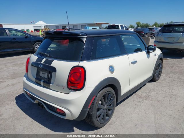 Photo 3 VIN: WMWXP7C54F2A39584 - MINI HARDTOP 