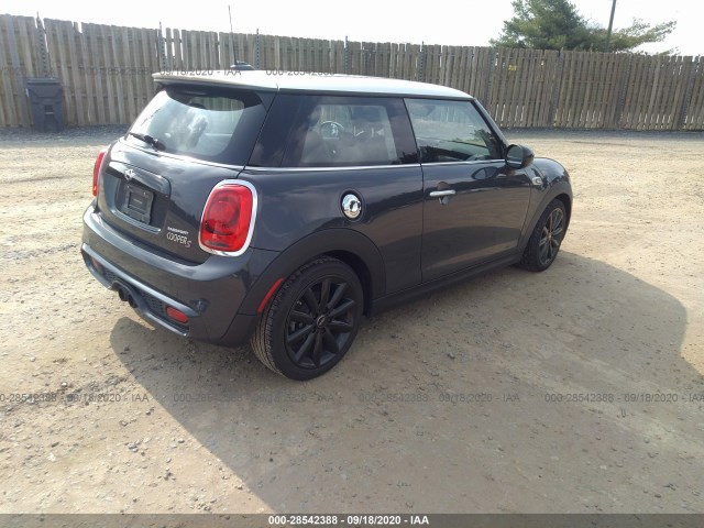 Photo 3 VIN: WMWXP7C54FT740570 - MINI COOPER HARDTOP 