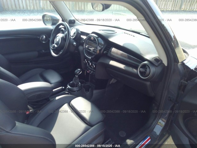 Photo 4 VIN: WMWXP7C54FT740570 - MINI COOPER HARDTOP 