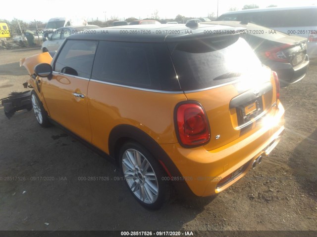 Photo 2 VIN: WMWXP7C54G2A42972 - MINI COOPER HARDTOP 