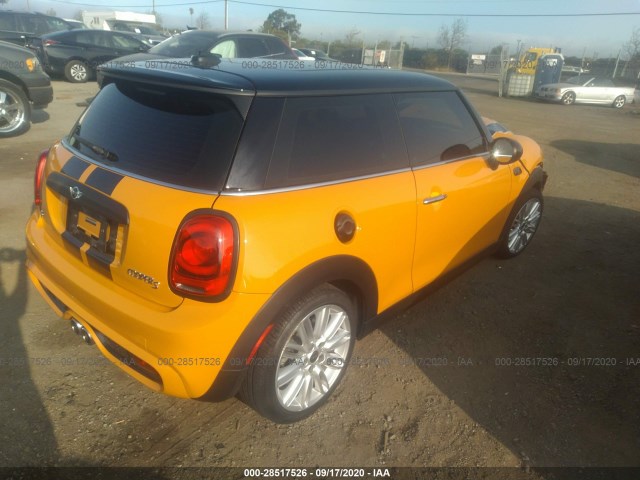 Photo 3 VIN: WMWXP7C54G2A42972 - MINI COOPER HARDTOP 