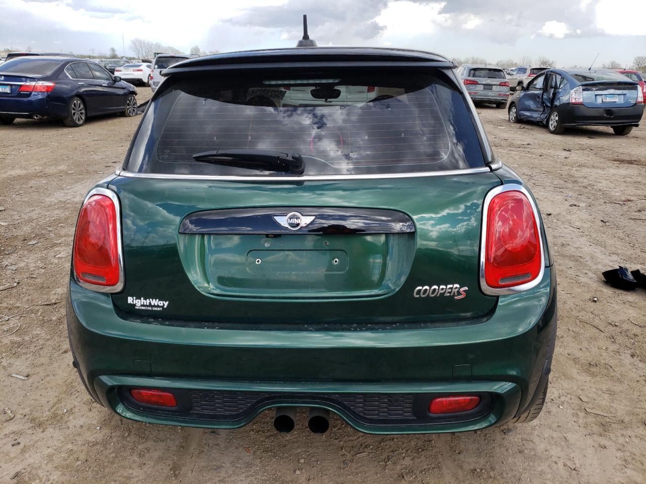 Photo 5 VIN: WMWXP7C54J2A47385 - MINI COOPER 