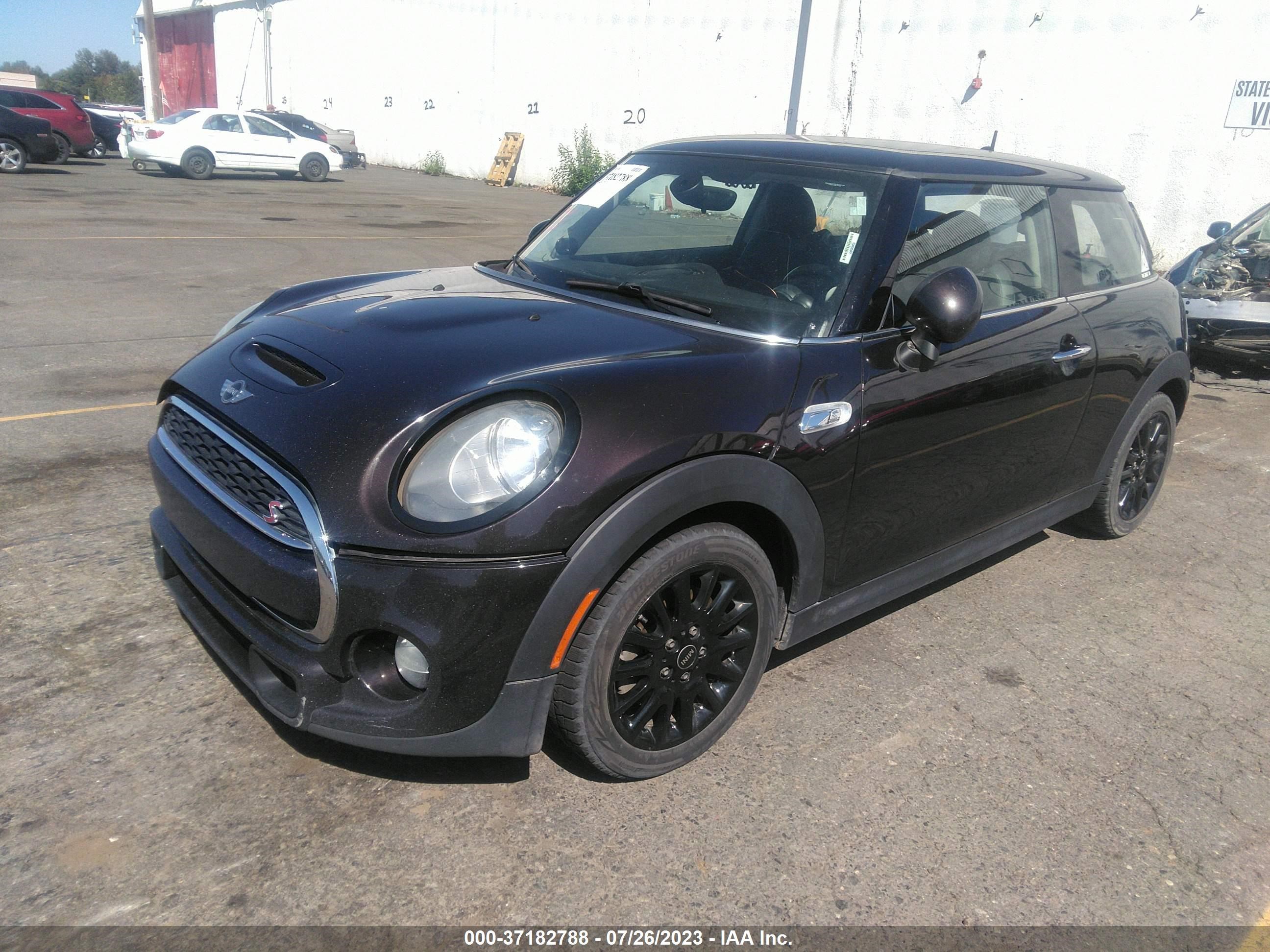 Photo 1 VIN: WMWXP7C55F2A34152 - MINI HARD TOP 