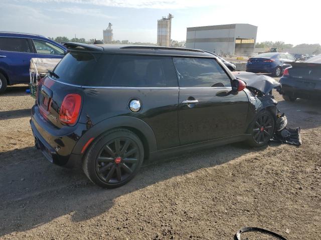 Photo 2 VIN: WMWXP7C55H3C61788 - MINI COOPER 