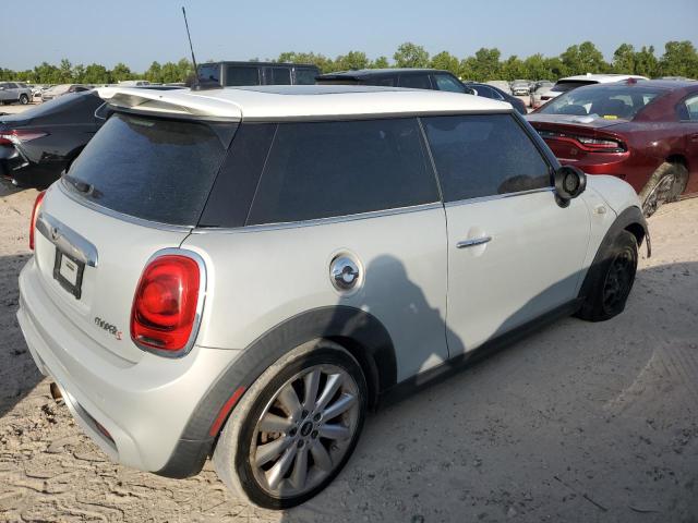 Photo 2 VIN: WMWXP7C57FT741048 - MINI COOPER S 