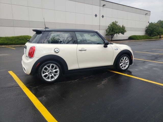 Photo 2 VIN: WMWXP7C57J2A47719 - MINI HARDTOP 2 DOOR 