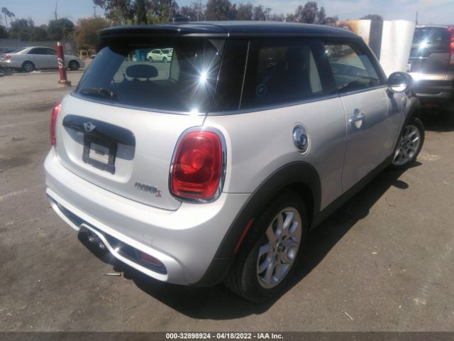 Photo 3 VIN: WMWXP7C58F2A34615 - MINI COOPER HARDTOP 