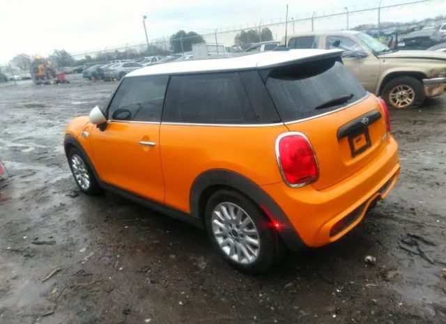 Photo 2 VIN: WMWXP7C58F2A36137 - MINI COOPER HARDTOP 