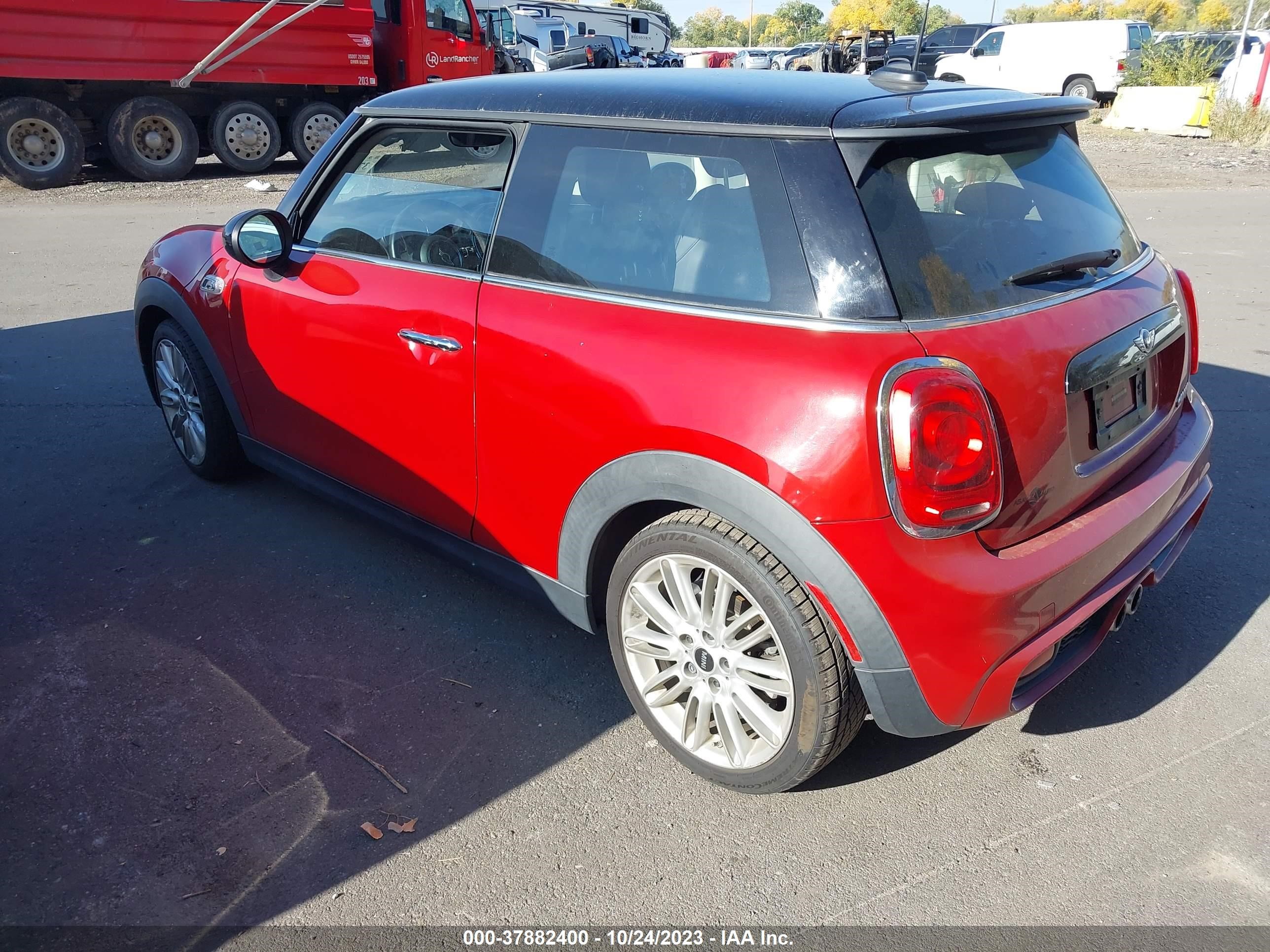 Photo 2 VIN: WMWXP7C58F2A58736 - MINI HARD TOP 