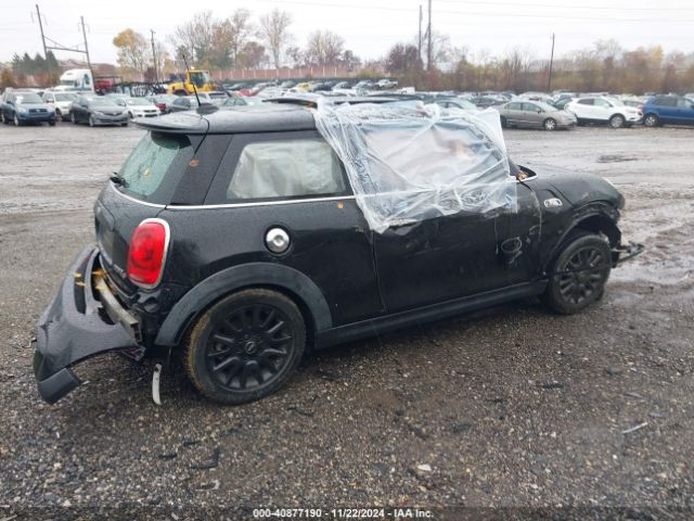 Photo 3 VIN: WMWXP7C59F2A33750 - MINI HARDTOP 