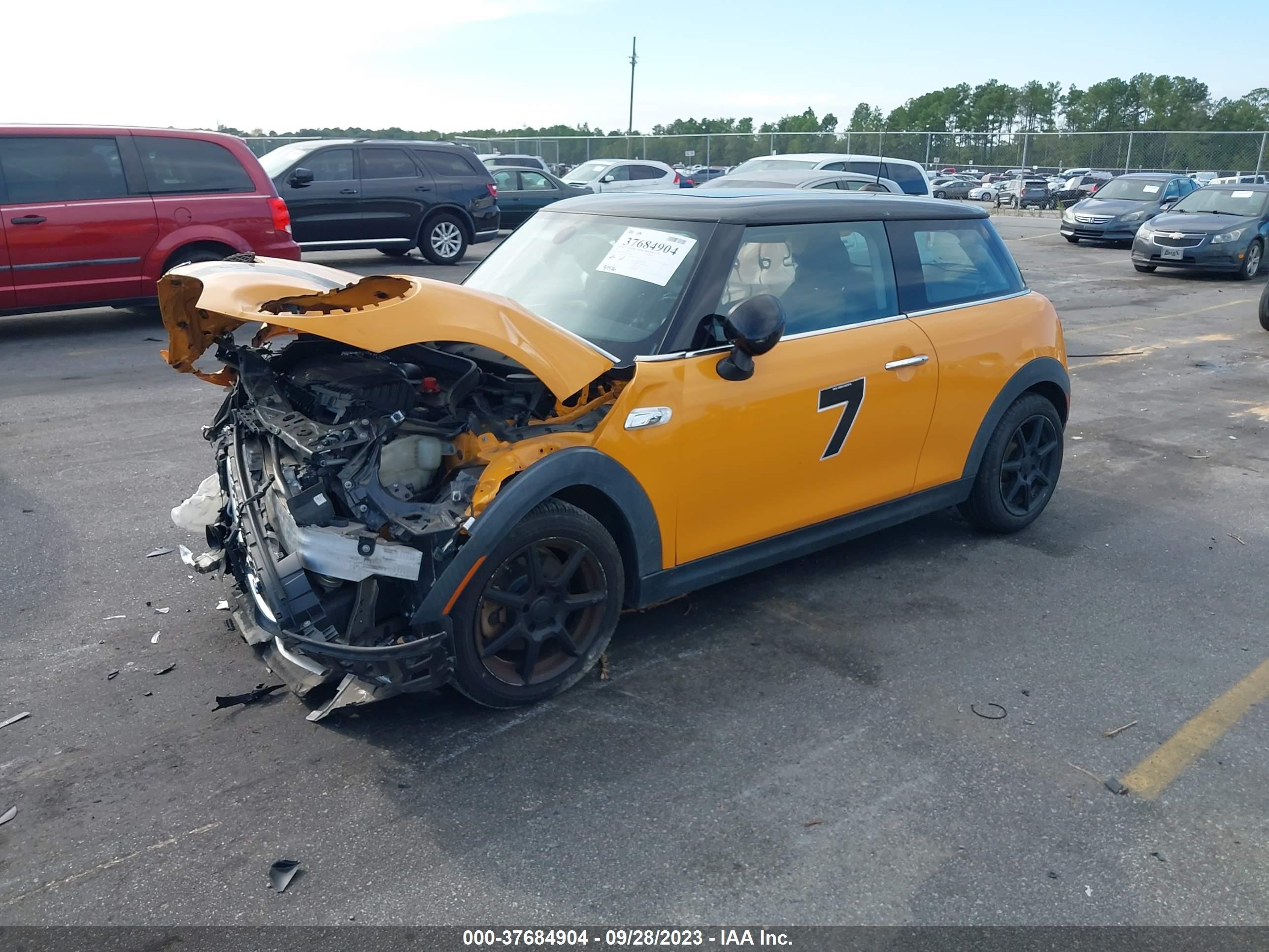 Photo 1 VIN: WMWXP7C59F2A38950 - MINI HARD TOP 