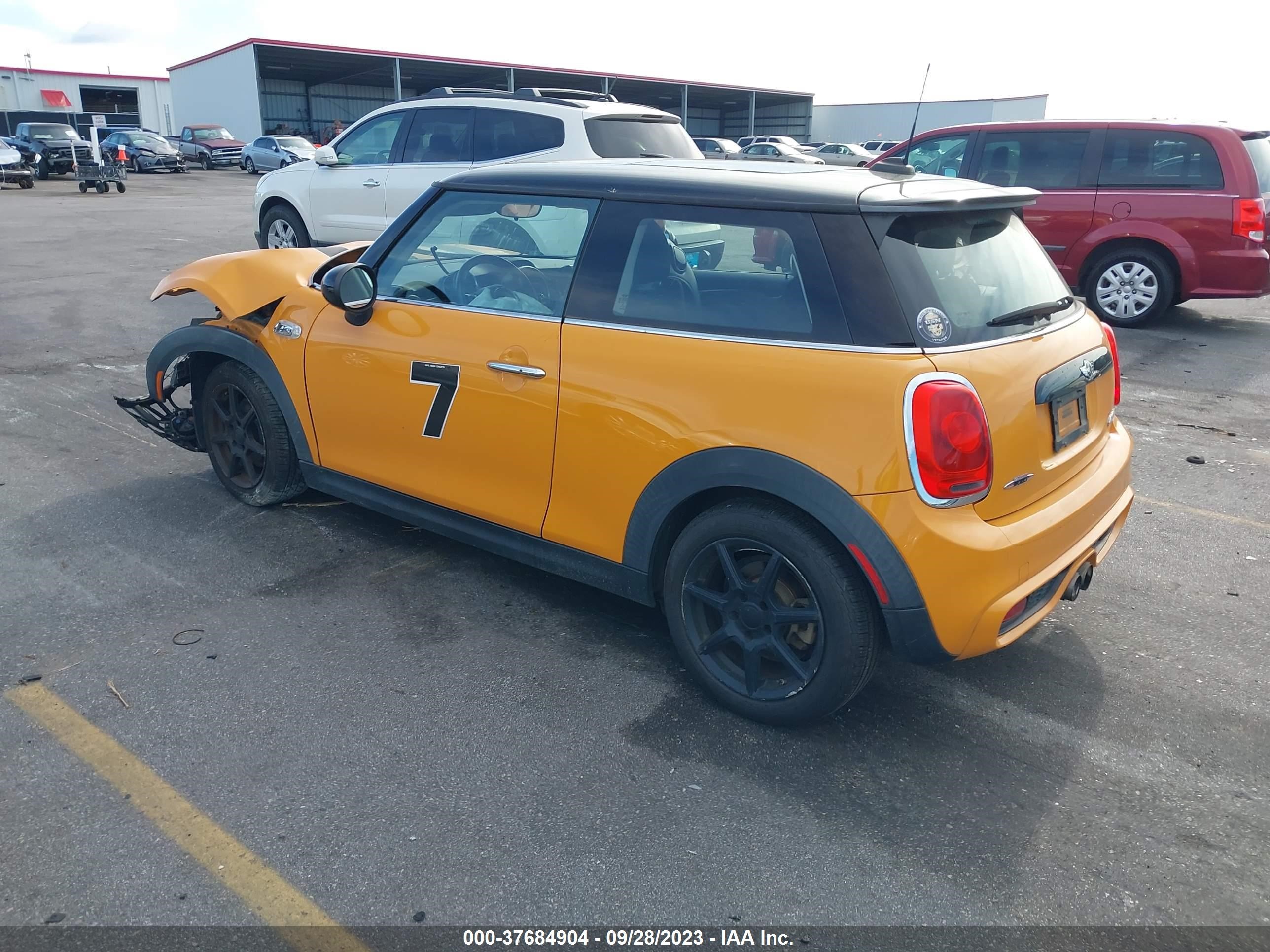 Photo 2 VIN: WMWXP7C59F2A38950 - MINI HARD TOP 