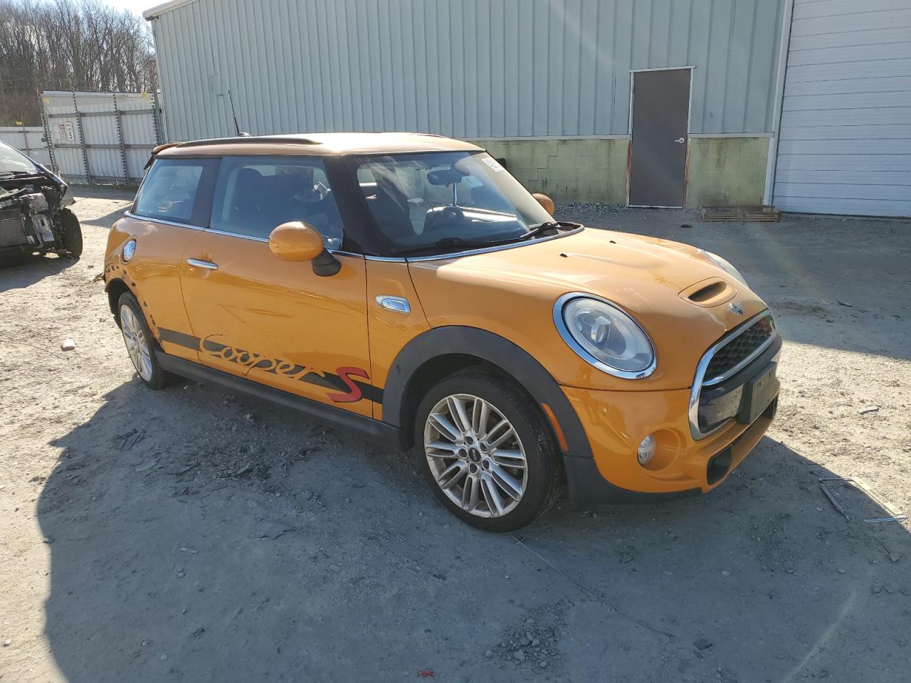 Photo 3 VIN: WMWXP7C59FT741116 - MINI COOPER 