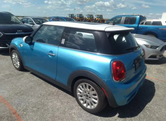 Photo 2 VIN: WMWXP7C5XF2A37533 - MINI COOPER HARDTOP 