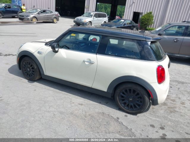 Photo 2 VIN: WMWXP7C5XF2A38021 - MINI HARDTOP 