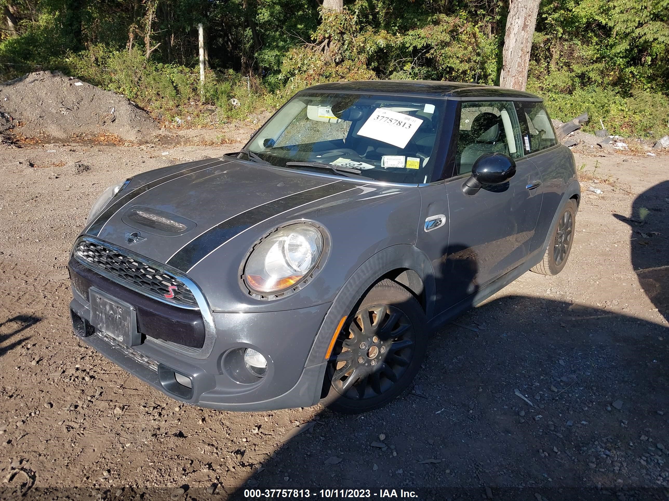 Photo 1 VIN: WMWXP7C5XH3B93925 - MINI COOPER S 